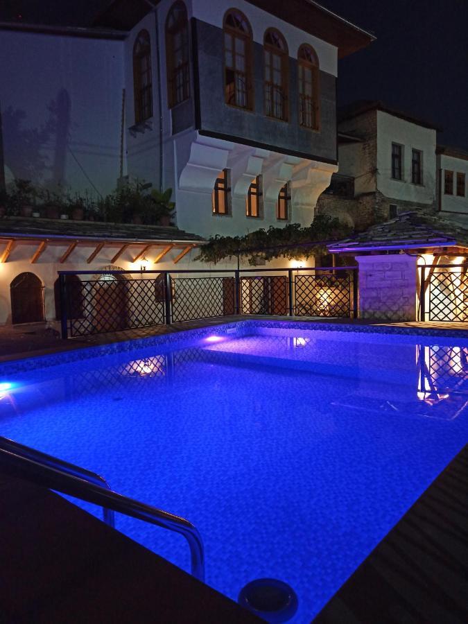 Boutique Hotel Praga Gjirokastër Exterior foto