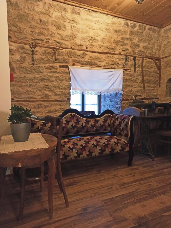 Boutique Hotel Praga Gjirokastër Exterior foto