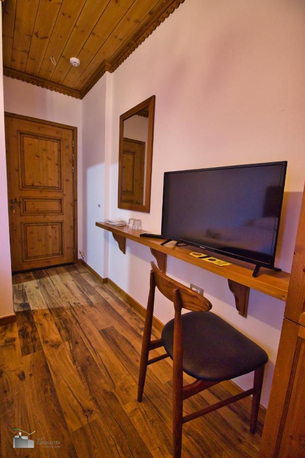 Boutique Hotel Praga Gjirokastër Exterior foto