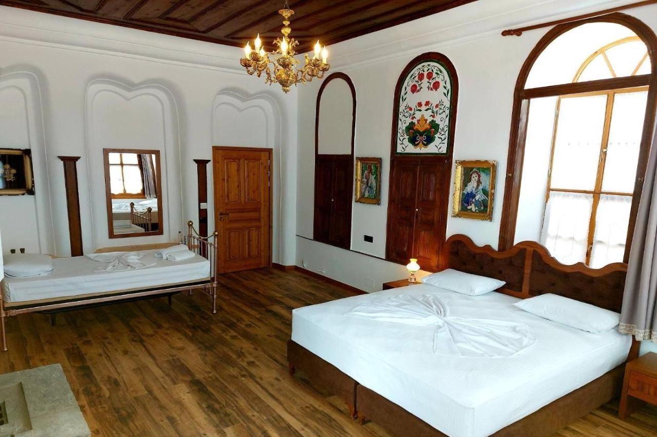 Boutique Hotel Praga Gjirokastër Exterior foto