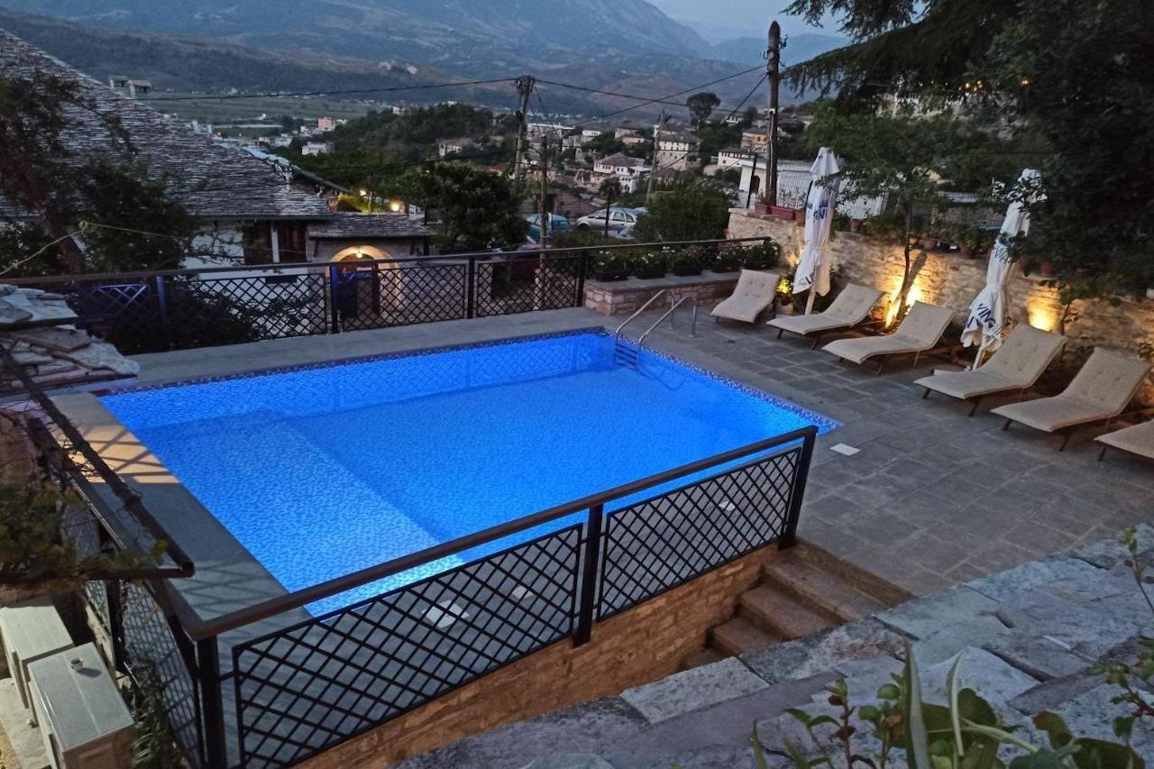 Boutique Hotel Praga Gjirokastër Exterior foto